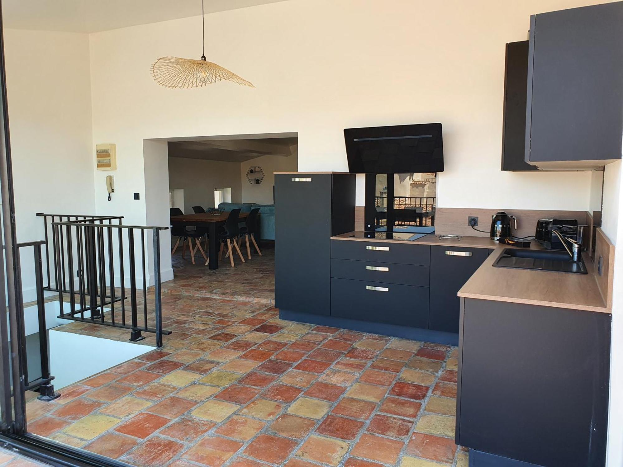 Au Coeur Du Centre Historique - Immeuble Classe - Terrasse - Climatise Nîmes Zewnętrze zdjęcie